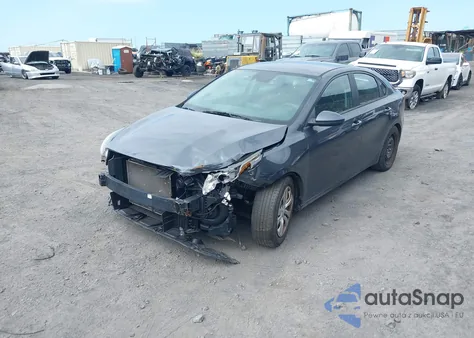2021 Kia Forte Fe z USA, uszkodzony, nr VIN 3KPF24ADXME314782